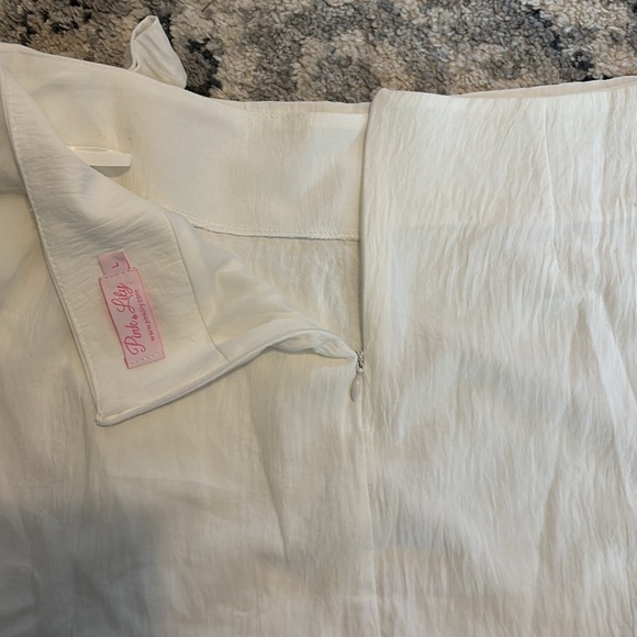 White skirt set - Picture 4 of 6